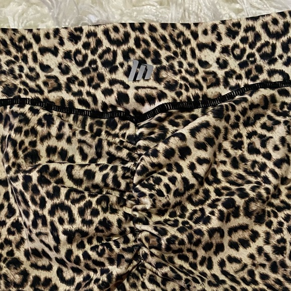 Musclenation Scrunchy Butt - Picture 4 of 4